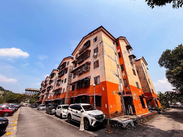 Melur Apartment (Bandar Kinrara) 1
