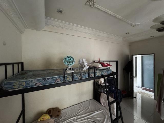 ROOMMATE PEREMPUAN SAjA (1 orang) 1