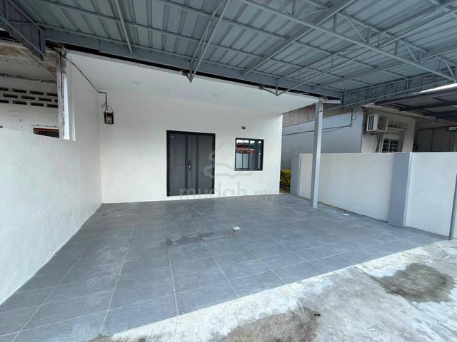 Taman Seraya|Kulai|Single Storey Terrace|End Lot ¡ 1