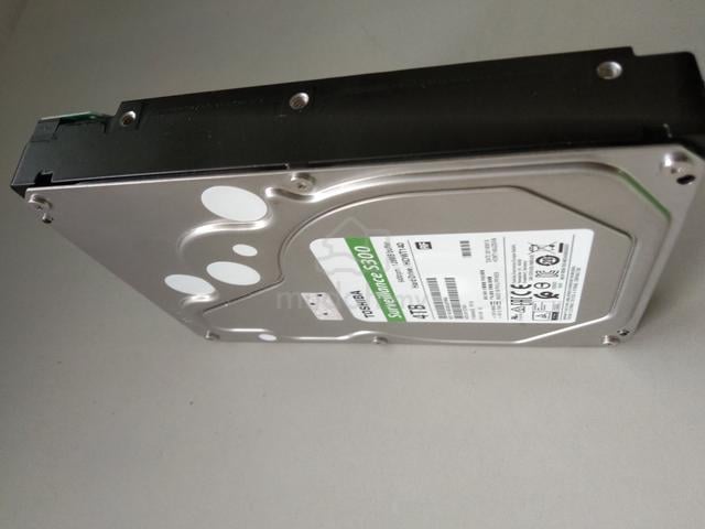 4TB Toshiba S300 Hard Disk - photo 2 of 5