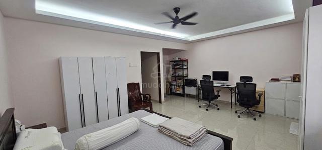 Selangor Ampang Leasehold 3-Storey Terraced House For Sale 1