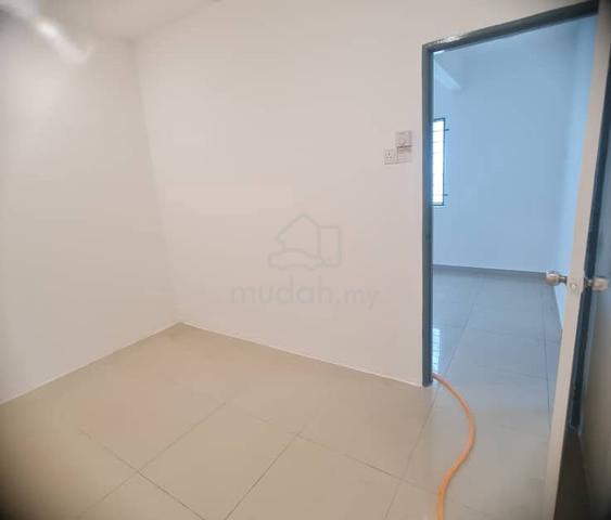 (CANTIK) Rumah Teres Endlot TAMAN TAS KUANTAN UNTUK DIJUAL 5