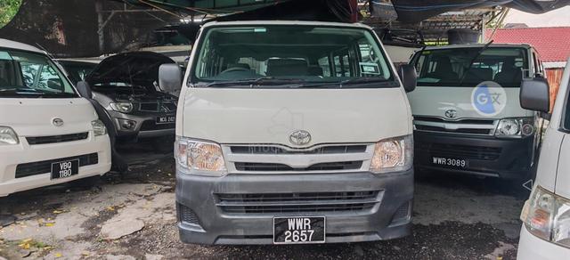 2012 Toyota HIACE 2.5 (M)Diesel Window Van - 3