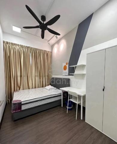 Supercosy room rental m luna kepong metropolitan lake kiara bay beats 1