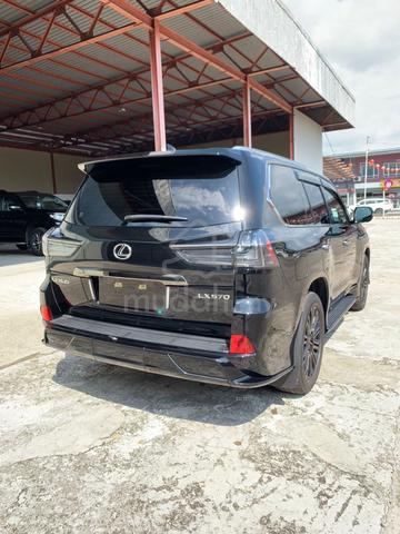 2019 Lexus LX570 5.7 (A) - 2