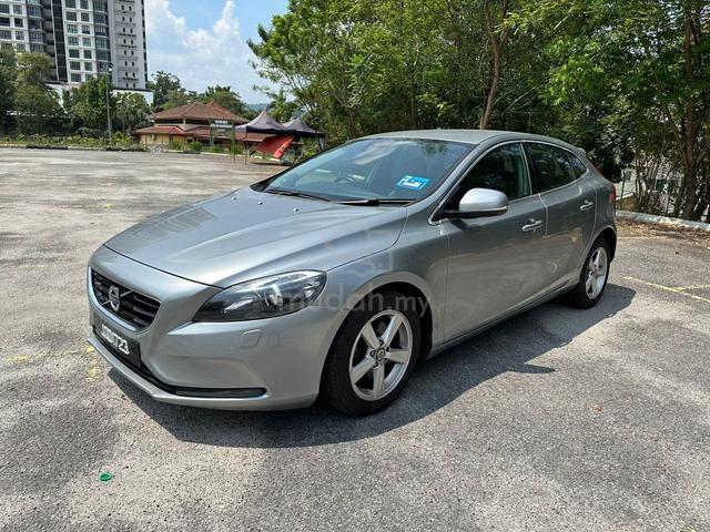 2014 Volvo V40 T4 1.6 SPORTS TURBO HATCHBACK COUPE - 3