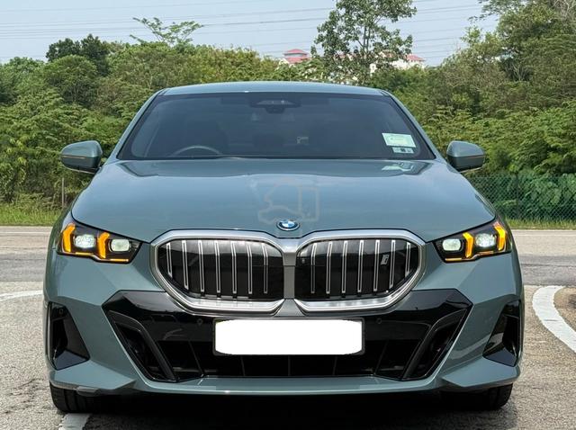 2024/25 BMW i5 eDRIVE40 MSPORT G60 CAPE YORK GREEN - 3