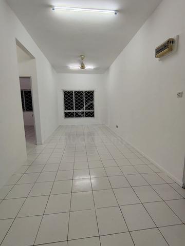 Seri Warisan Apartment 1