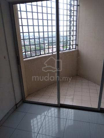 Sri Impian Apartment (Larkin Perdana) 1