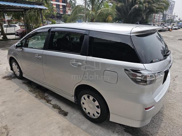 2012 Toyota WISH 1.8 X ZGE20G FACELIFT (A) - 2