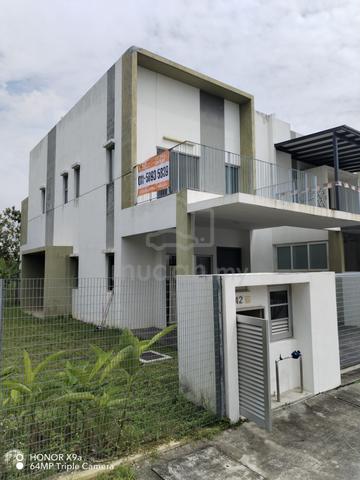 Double storey cyber south casa wood 1