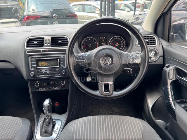 Volkswagen POLO 1.6 (A) Hatchback - 5