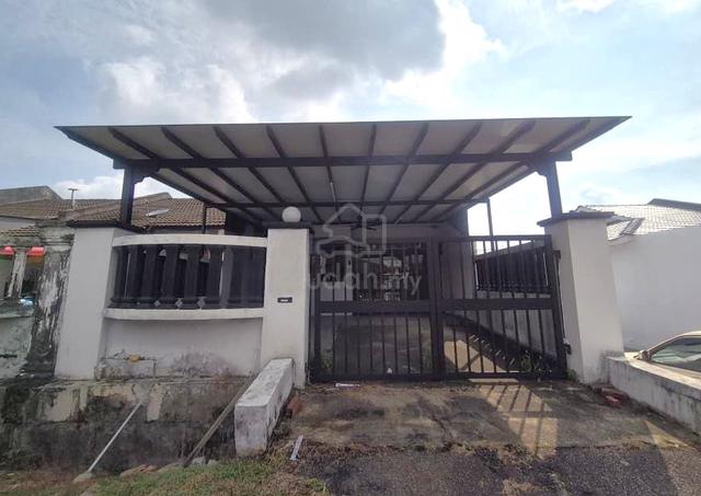 Taman Johor Jaya Jalan Keembong Renovated Unit [ 22 X 70 / Full Loan ] 1