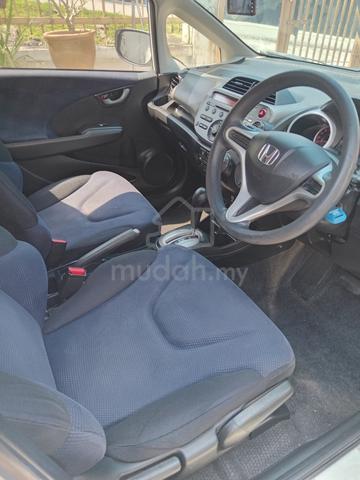 Honda Jazz 1.5(A) GE8 V-Tec Facelift 2013 - 5