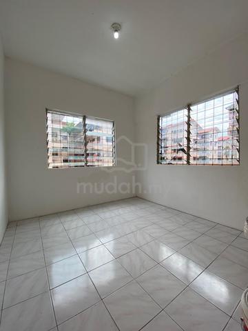 Telipok Ria Apartment 3