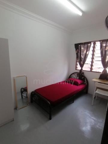 Bilik Single Private Lelaki di Bandar Bukit Puchong Fully Furnish 1