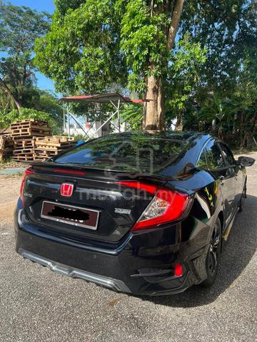 2017 Honda CIVIC 1.5 HATCHBACK HONDA SENSING (A) - 4