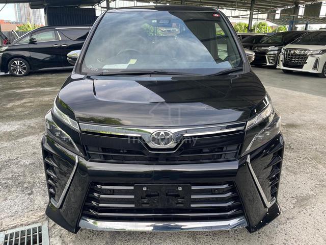2022 Toyota VOXY 2.0 S-G (A) - 5