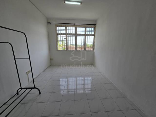 Rose Villa Apartment 5