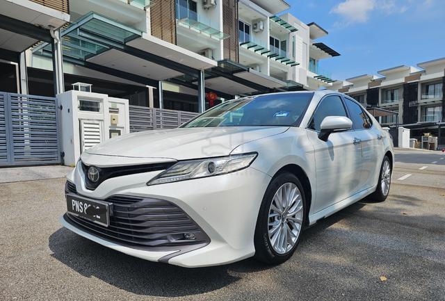 2018 Toyota CAMRY 2.5 V (A)65K MILEAGE - 1