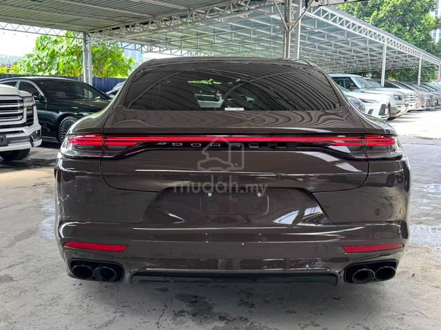 2022 Porsche PANAMERA PlatiniumEdition 4 Seater 5A - 3