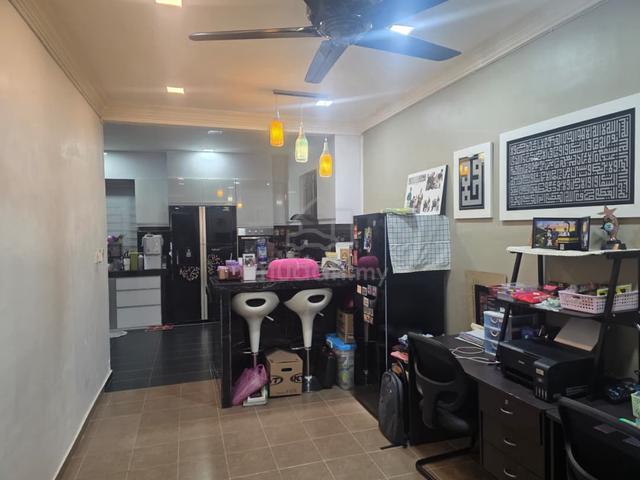 BEAUTIFUL HOME💕 1,765sf😊 22'x80' 😊 RENO & EXTENDED TMN JANA  KMTG 1