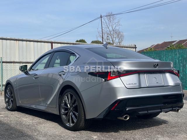 2022 Lexus IS300 2.0 F-SPORT LOW MILEAGE - 5