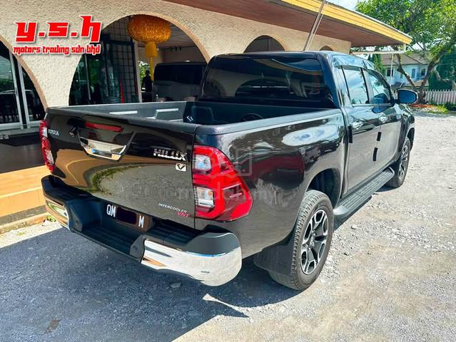 Toyota HILUX 2.4 V (A) 2023 - 4