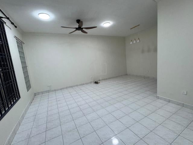 Taman Mutiara Rini Skudai with auto gate 1