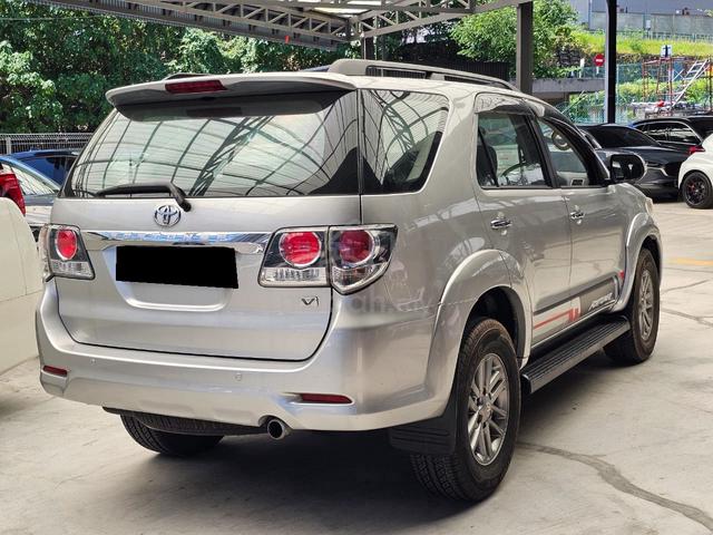 Toyota FORTUNER 2.7 V ENHANCED FACELIFT F/SERVICE - 2