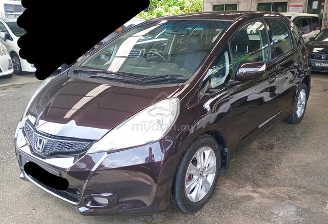 2013 Honda JAZZ 1.5 FACELIFT (A) - 2