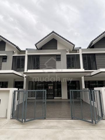 MUST VIEW! LAGENDA GARDENS BUKIT JELUTONG, Superlink, RENOVATED!! 1