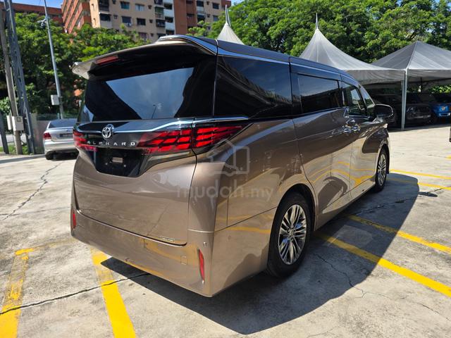2024 Toyota ALPHARD 2.5 Z Gold Colour 5A/14k km - 4