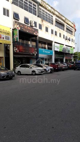 1st Floor & 2nd Floor Shop Lot Bandar Country Homes Rawang 1