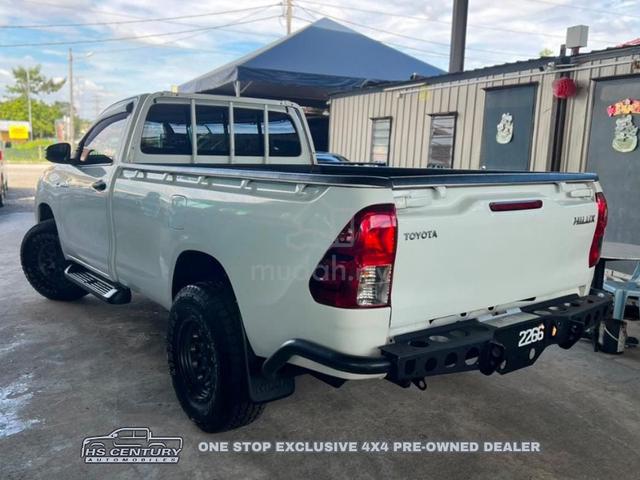 Toyota HILUX S.CAB 2.4 (M) - 4