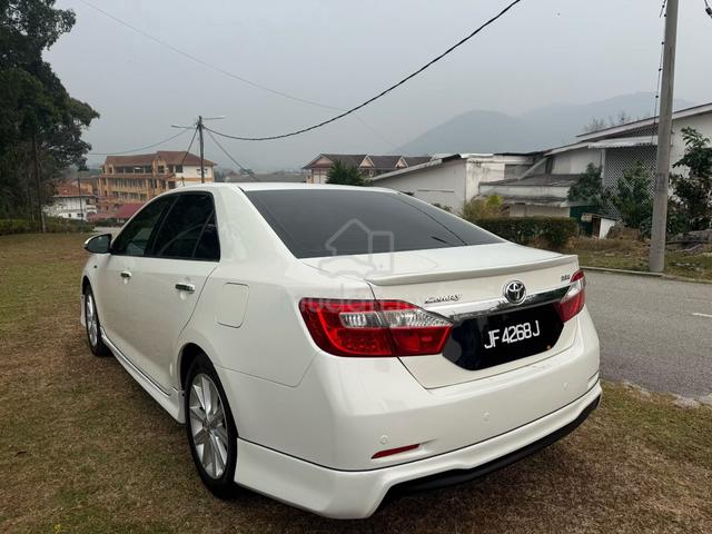 Toyota Camry - 2