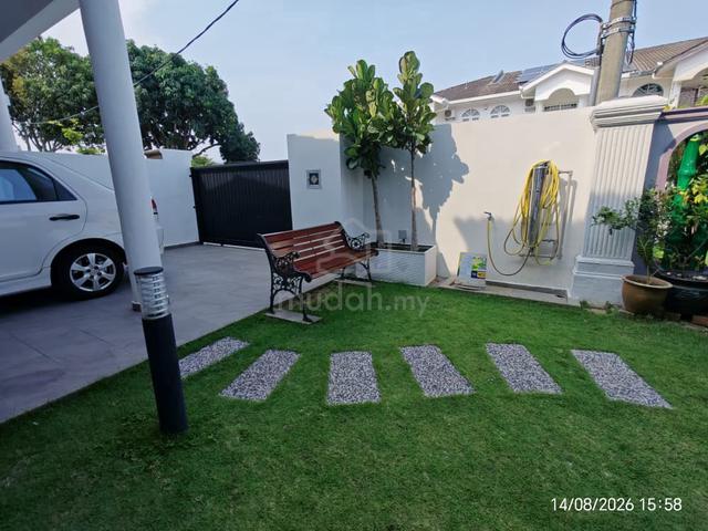 Melaka Batu Berendam Luxury 2-Storey Terraced House For Rent 1
