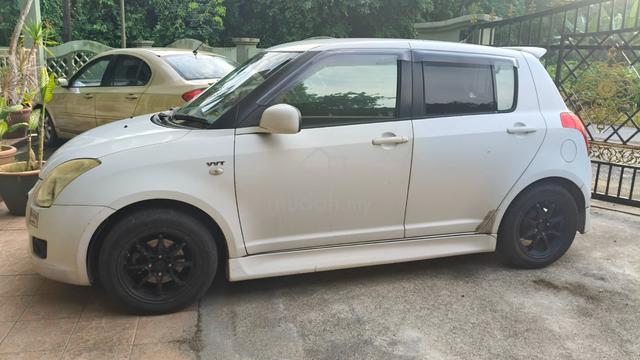 2011 Suzuki SWIFT 1.5 GX FACELIFT (A) - 4