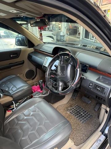 2004 Nissan X-TRAIL 2.5 LUXURY (A) - 3