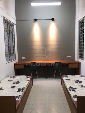 Ixora Apartment (Bukit Beruang) 1