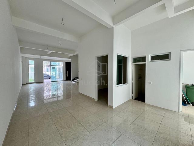 ALMA Jasa Intan 2storey Terrace Gated Guarded CHEAPEST【Dual Balcony】 1