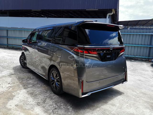 2025 Toyota VELLFIRE 2.4 Z PREMIER JBL Grey 4WD - 3