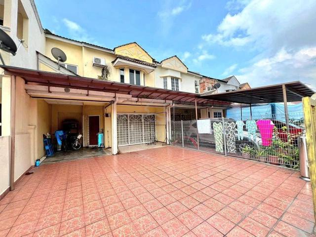Renovated 2-Storey House |BELOW MARKET | Sek 27 Shah Alam 1