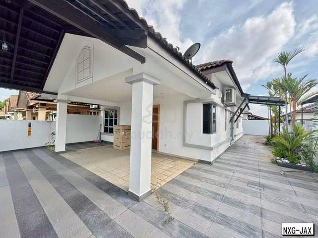 Aman Perdana Klang Fully Renovated Single Storey Semi-D For Sale 1