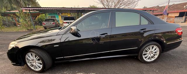 W212 Mercedes Benz E-CLASS 1.8 200 CGI BLUEEFCY - 4