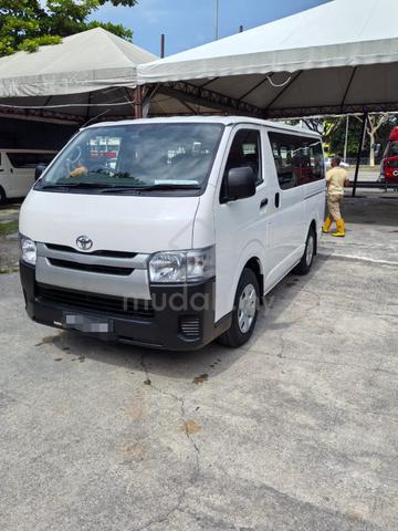 2017 Toyota HIACE 2.5 ENHANCED (M) - 2