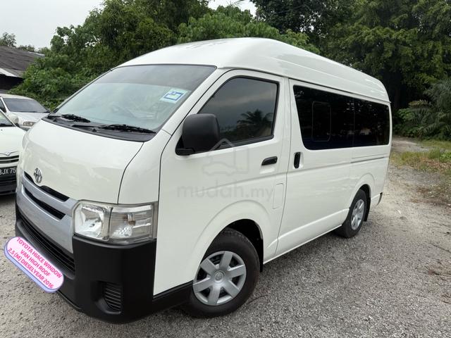 2016 Toyota HIACE window van high roof 2.5 (M) - 1