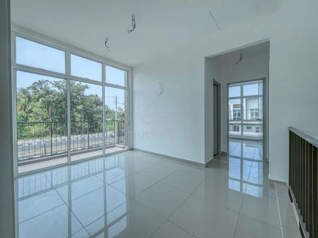 Corner Lot TAMAN LA CASA LUNAS‼️NEW HOUSE 100% LOAN‼️BOOKING RM1000‼️ 2