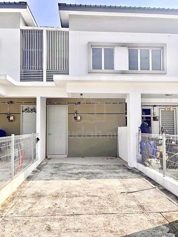 Best Buy Townhouse Platinum Residence in Casa View Cybersouth Dengkil 1