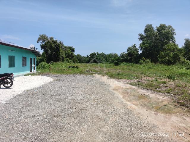 1.0 Acre Empty Land For Sale Face Main Road Telok Piah Kuala Selangor 1